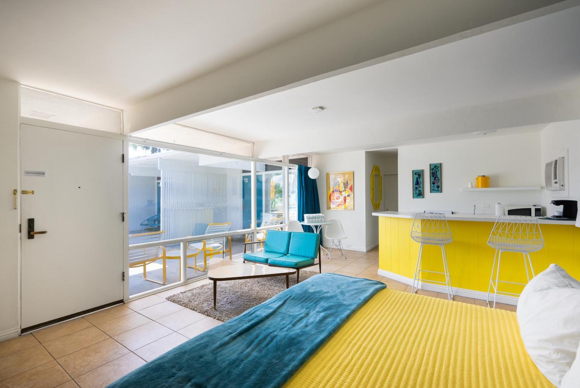Monkey Tree Hotel By Avantstay Stylish Hotel In Palm Springs W Pool Екстериор снимка