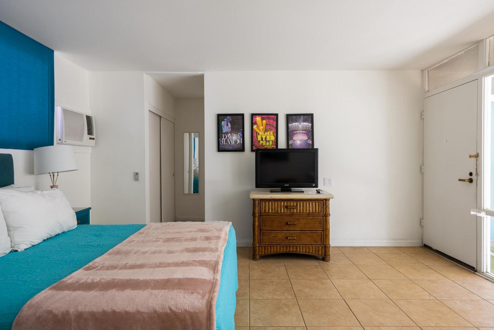 Monkey Tree Hotel By Avantstay Stylish Hotel In Palm Springs W Pool Екстериор снимка