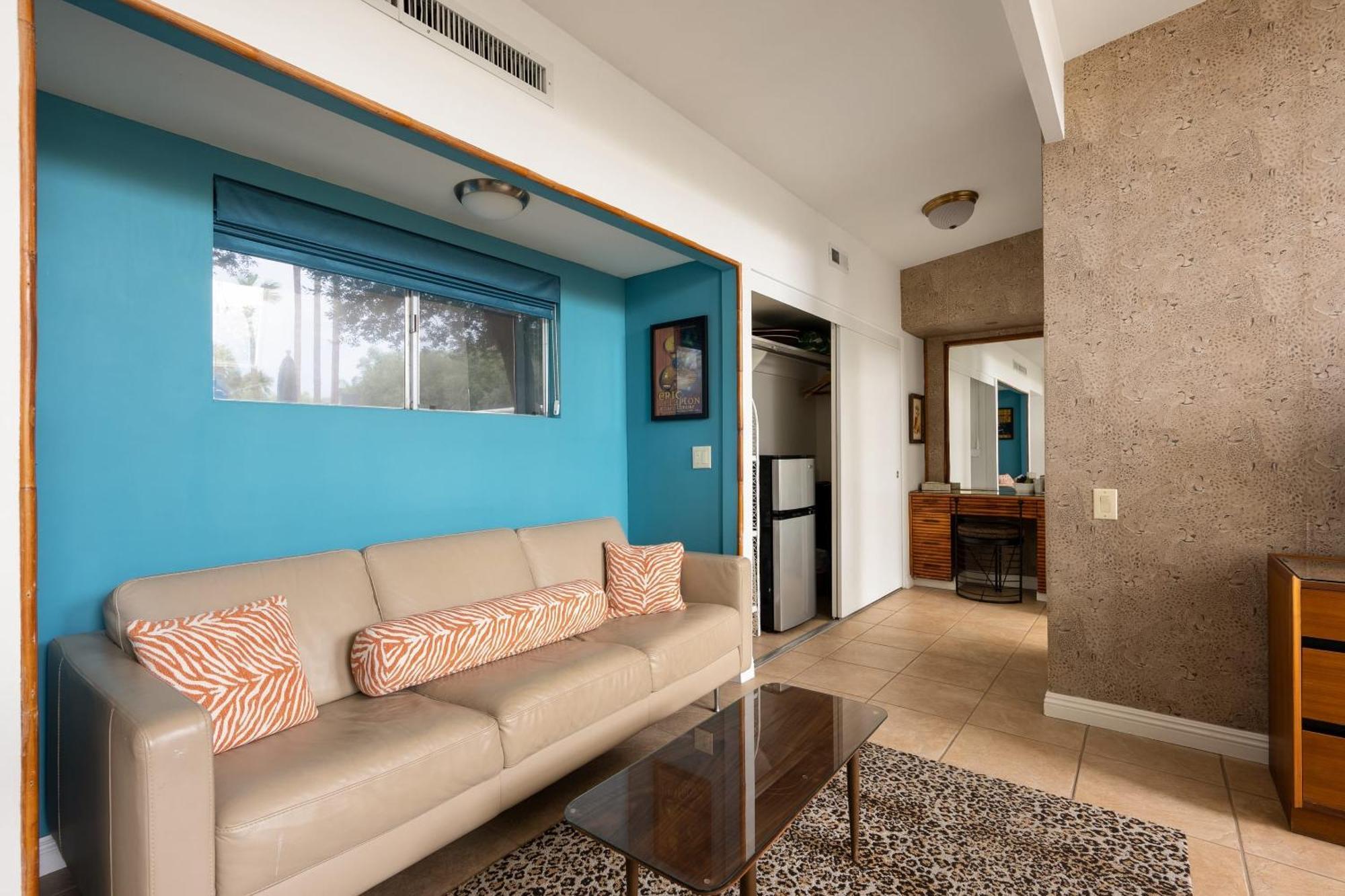Monkey Tree Hotel By Avantstay Stylish Hotel In Palm Springs W Pool Екстериор снимка