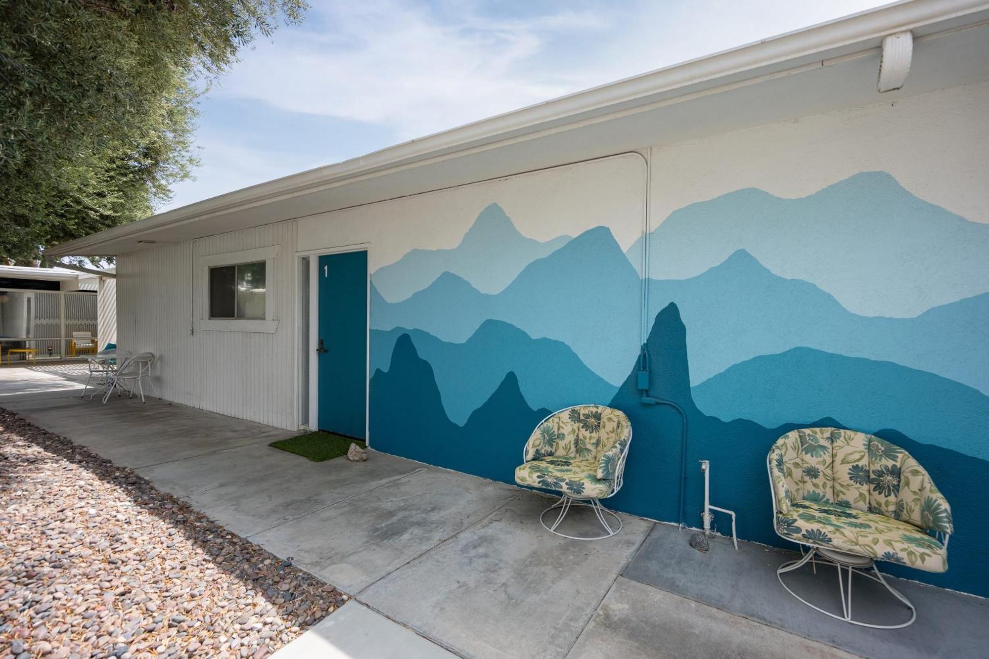 Monkey Tree Hotel By Avantstay Stylish Hotel In Palm Springs W Pool Екстериор снимка